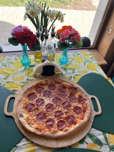 3._PIZZA_Salame